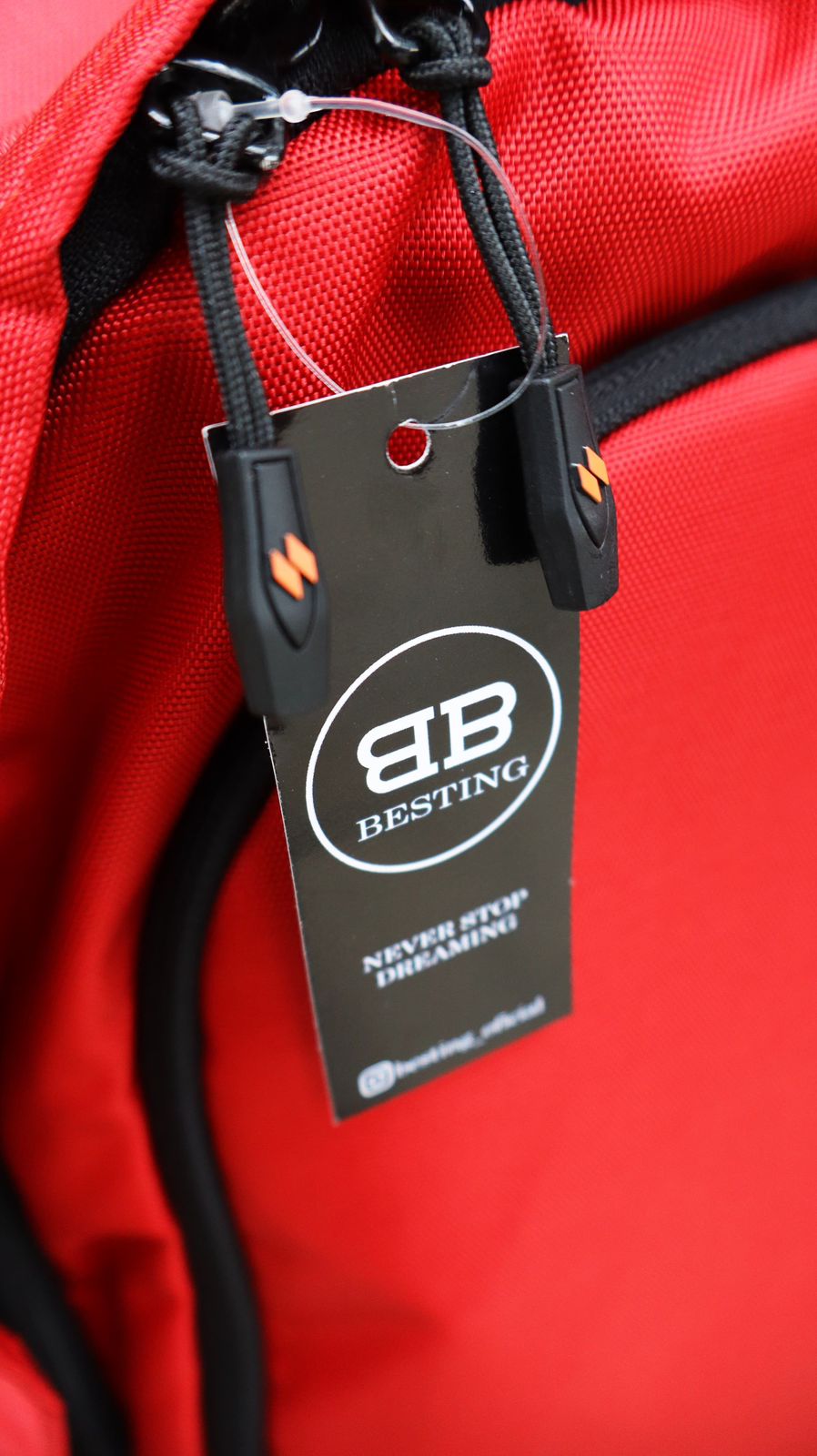 MORRAL URBAN ADJAI LONA